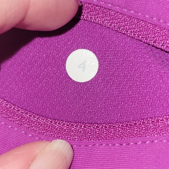 Lululemon Tight Stuff TightNaval Blue / Ultra Violet size 4 - Picture 14 of 14